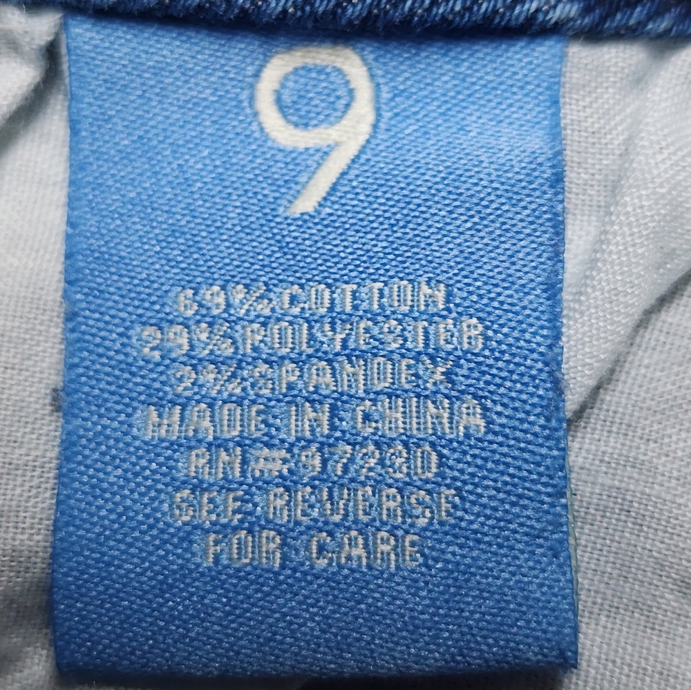 Almost Famous High Rise Destressed Shorts|Denim | Junior Women Size 9 - Picture 11 of 11